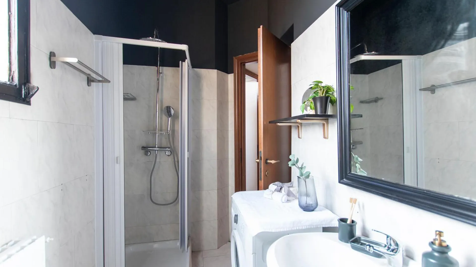 I Host Apartment - Pasteur 15-3 Μιλάνο 0*,  Ιταλία